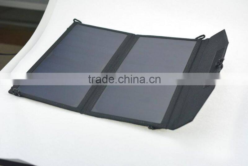 2016 Outdoor Fittings 12W 2Pcs Portable foldable solar charger with 23-24% Solar conversion rate