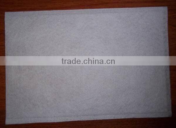 Disposable nonwoven gloves