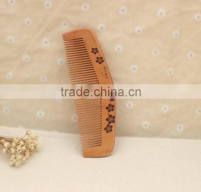 Hot sale OEM peach wood pocket size personalized hair comb