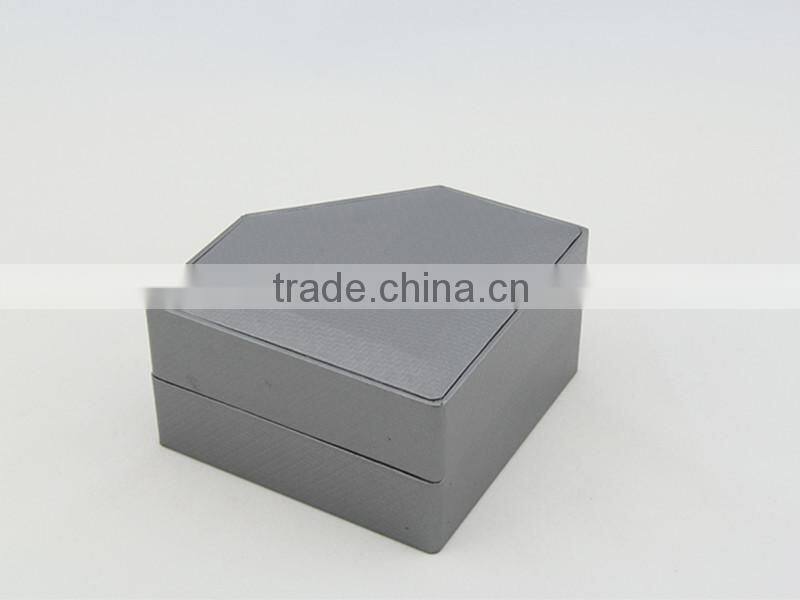 Unique diamond-shape packaging box watch