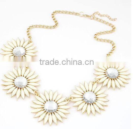 Fashion Multicolor Flower Vintage Choker Collar Pendant Statement Necklace Women Fashion Necklaces for Women 2014