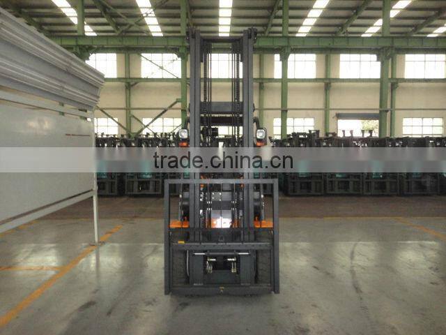 3.5T gasoline forklift truck