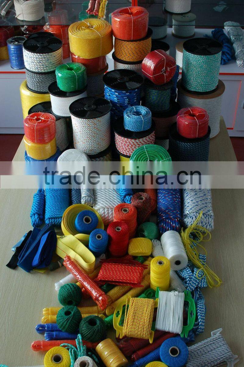 Vinyl coated wire clothesline