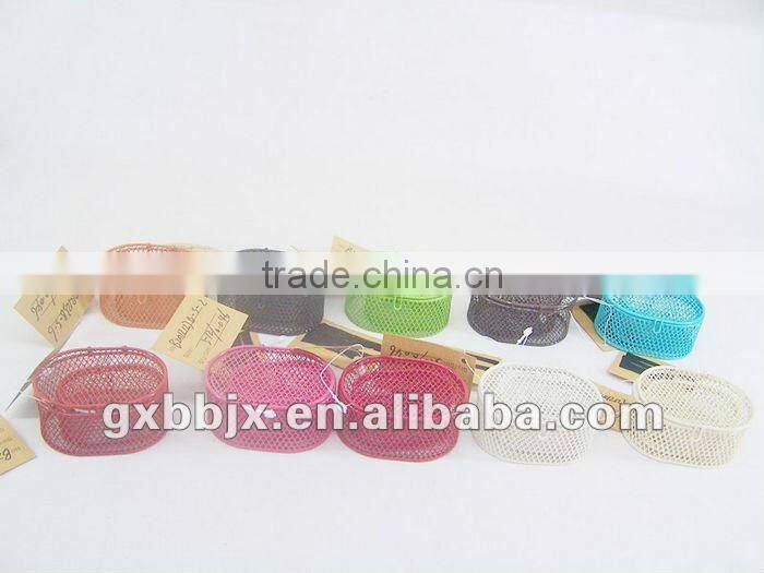 Oval metal candy packing box