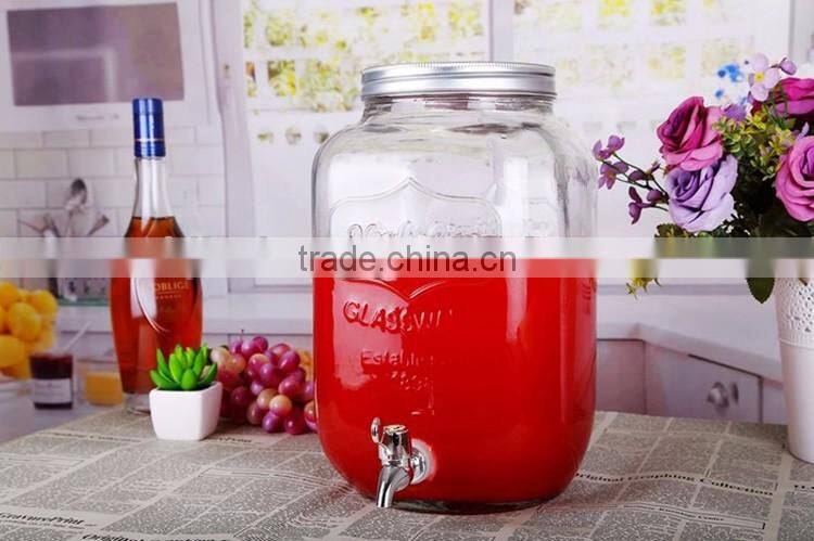 8L Yorkshire embossed beverage juice glass bottle with tap