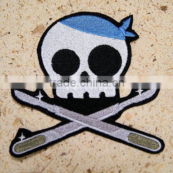 Custom high quality embroidered creative skulls couples patch for clothes embroidery patch made in china choose size/color