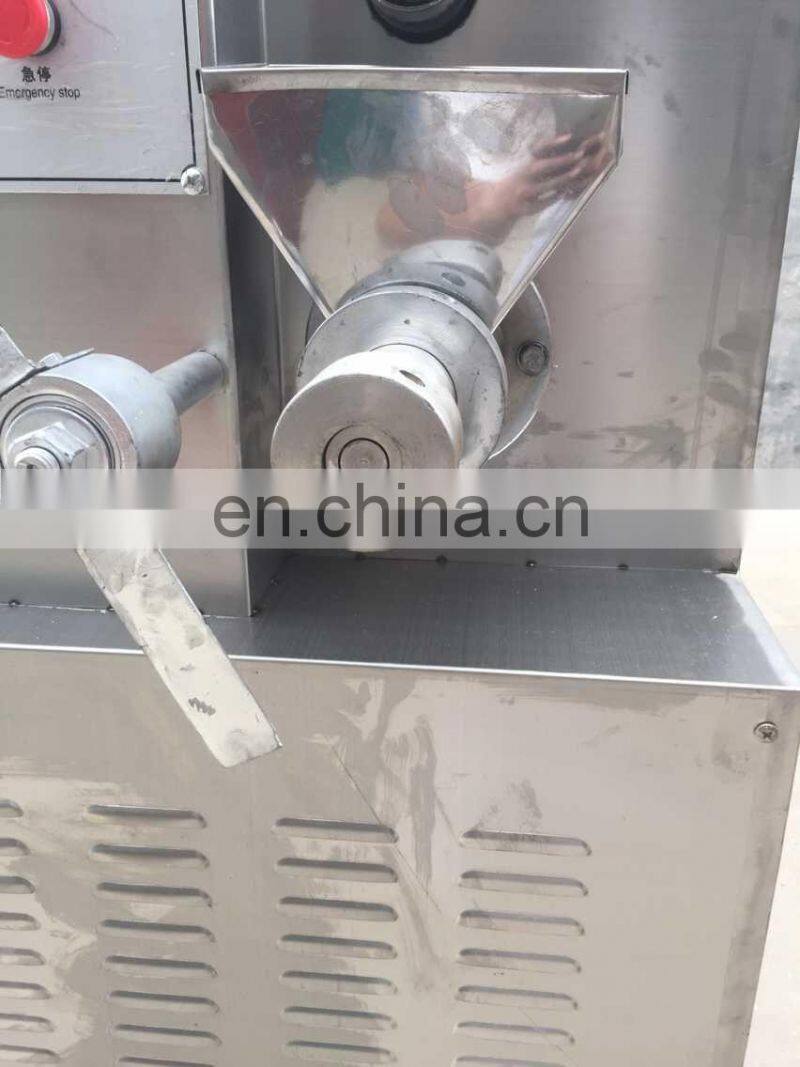 2021 Hot Sale Large output Ice Cream Corn Extruder Machine/Hollow Tube Corn Stick Extruder On Sale