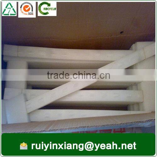 Guangzhou factory plastic display hangers hooks clip strip on sale RYX-CS019