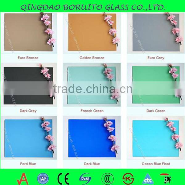 Light blue reflective glass for building