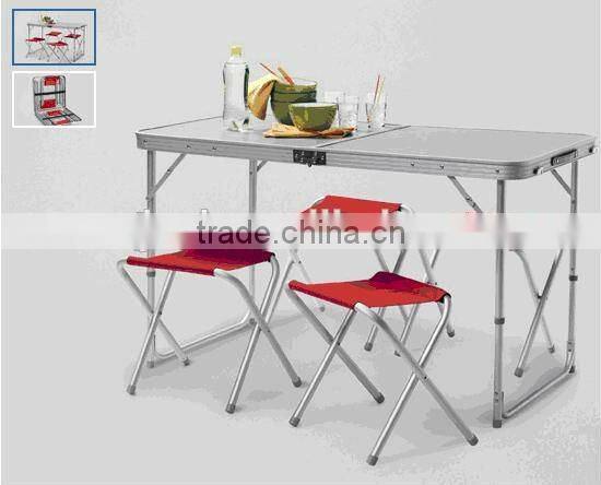 Aluminum folding table