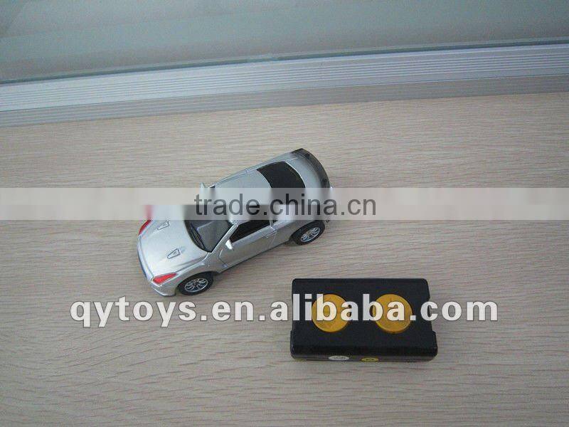 Inexpensive Mini 1:36 4 Channels IR Control Car children mini motor cars