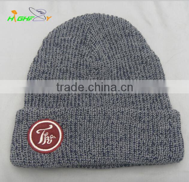 Grey and navy mixed yarn custom felt embroidery logo patch knit beanie winter hat in good quality