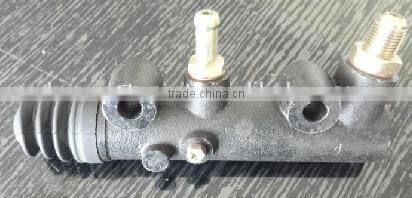 RF8 RD8 RE8 clutch master cylinder with repair kit for nissans UD diesel truck CW52