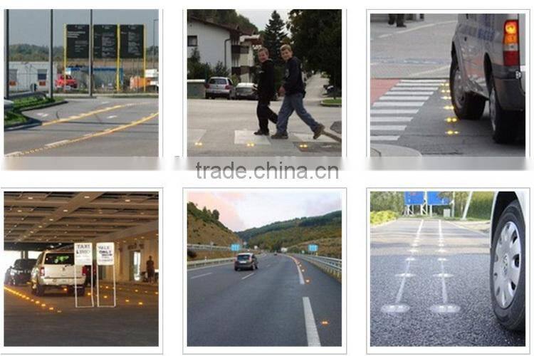 2*3 LED Solar Plastic Road Stud 123mm dia. 25mm high