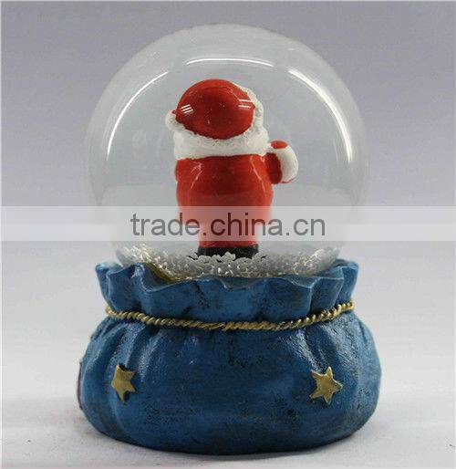 6.5*6.5*9cm resin glass snow globe cheap