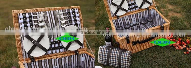 Rattan material 4 person hand woven wicker picnic basket for sale