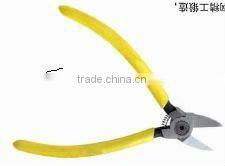 plastic cutting pliers