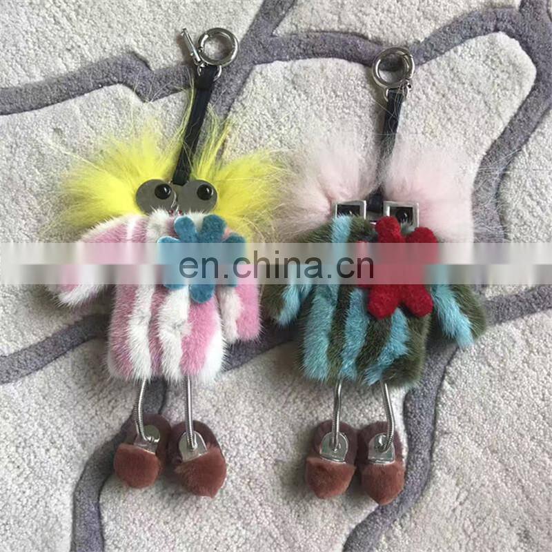 2016 New Fashion Luxury Robot Keychain / Car Accessory or Gift Bag Charm Robot Mink Fur Keychain