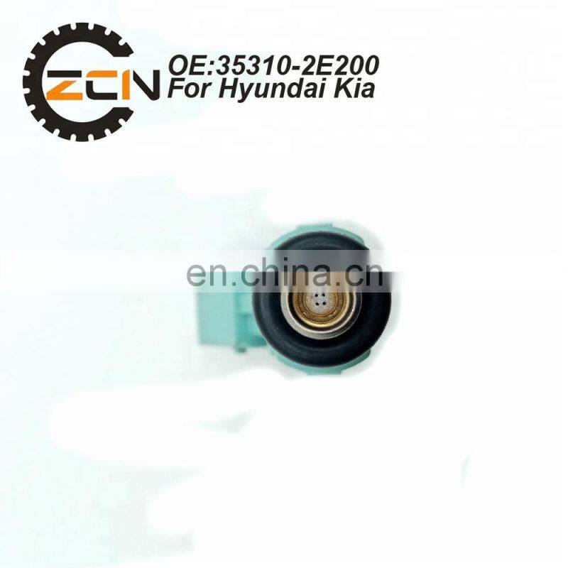 Auto Car Engine Parts Petrol Gas fuel injector nozzle 35310-2E200