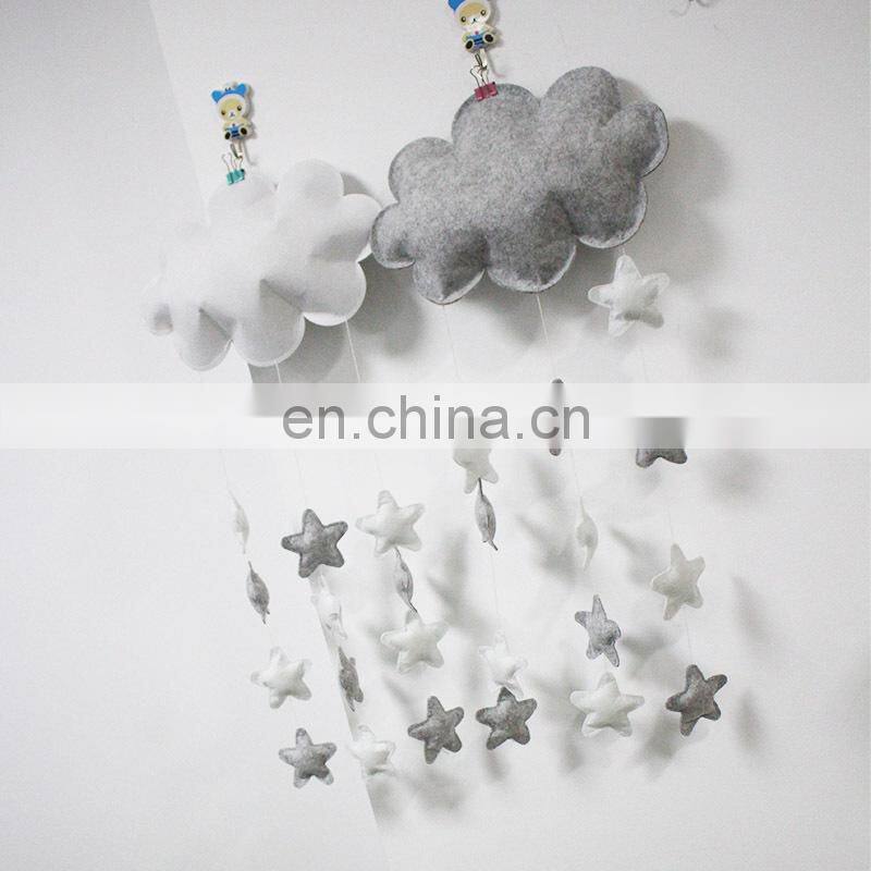China golden supplier baby mobile felt cloud with star
