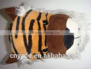plush animal indoor slippers/plush slippers in various designs and sizes