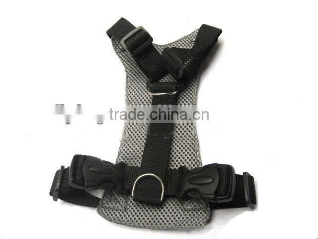 safty pet chest strap used in car