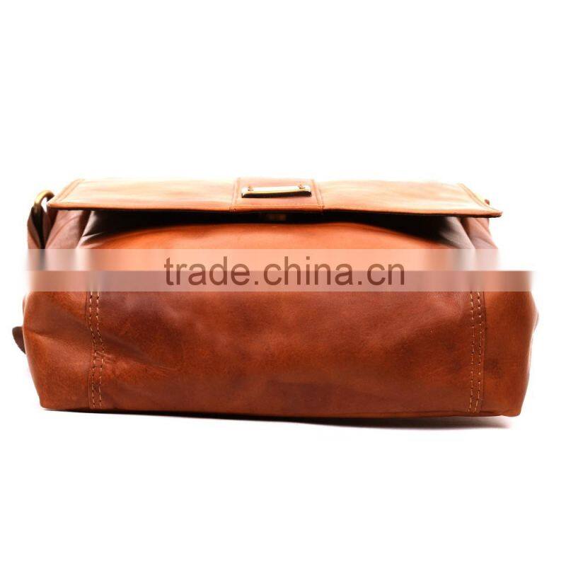 TEAKWOOD LEATHER REAL GENUINE MESSENGER BAG