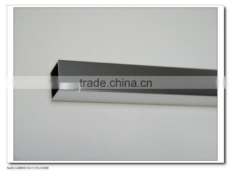 Mill finish aluminum round pipes