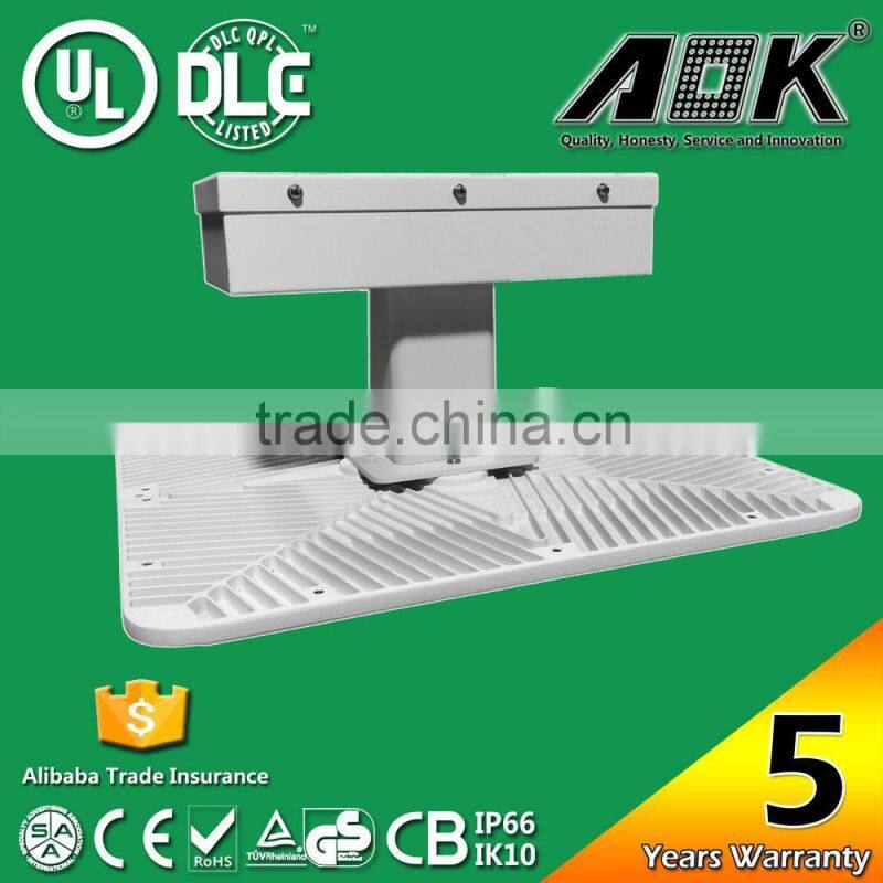 UL DLC CE RoHS SAA 130lm/W Super Slim Motion Sensor Petrol Gas Service Station 150W LED Canopy Light