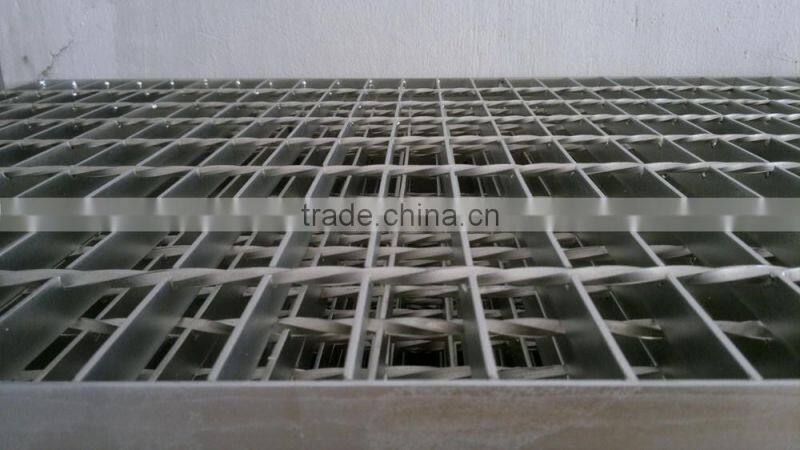 CE High quality low price spray booth GS-100