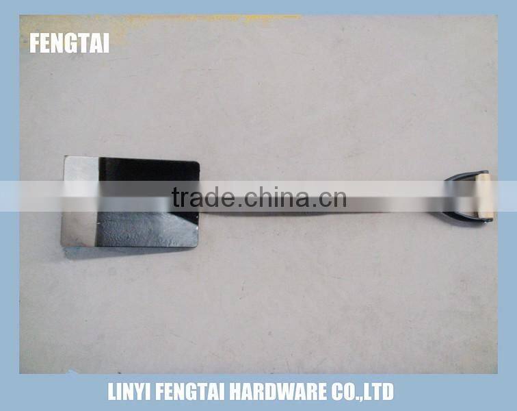 Peru Heavy Duty Wooden Handle Fogred Shovel