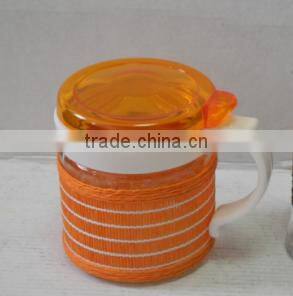 kitchenware colored glass salt pepper condiment jar with handle and sleeve