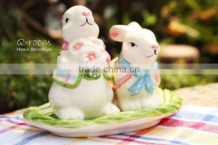 2sets of Rabbit ceramic pepper shaker