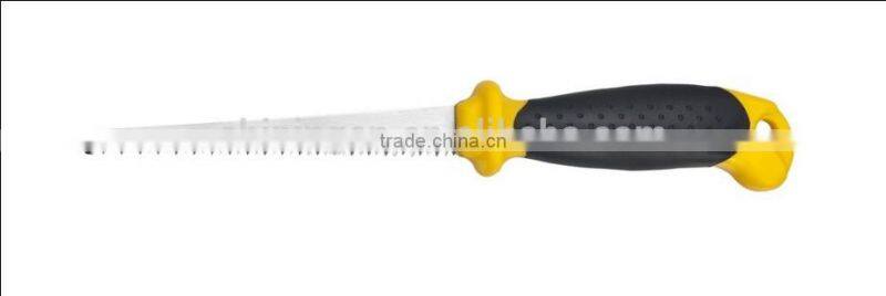 tree branch cutting saw
