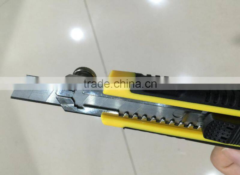 Berrylion Utility Knife with 3 blades Sharp Utility Knife