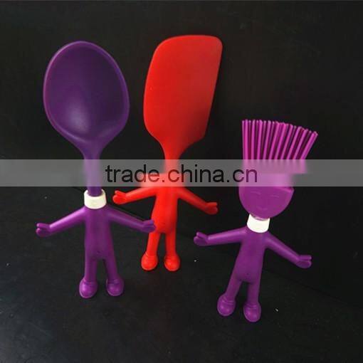 32093 Figure shape Kitchen Tools Short spatular Nylon And Silicone Material