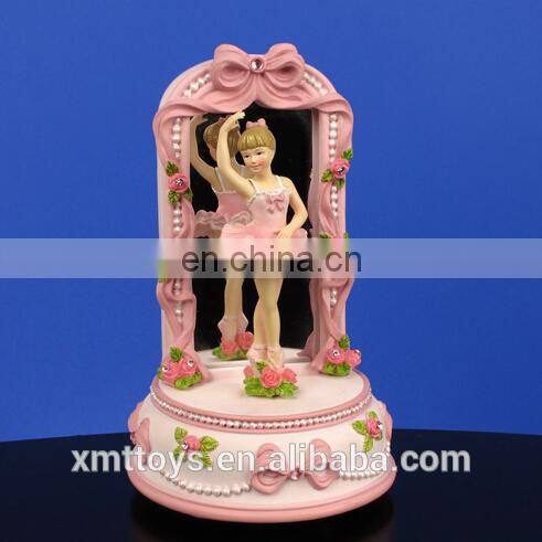 resin cheap indian wedding return gift snow globe