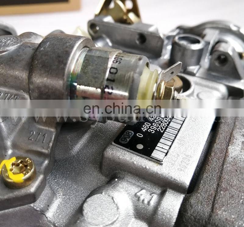 Genuine oil pump high pressure fuel injection pump diesel engine parts for sale 3960902 in stock