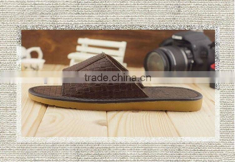 2014 New Design Cheap Wholesale Men Leather Sandals And Slippers