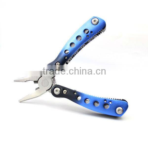 Multi tool pocket plier