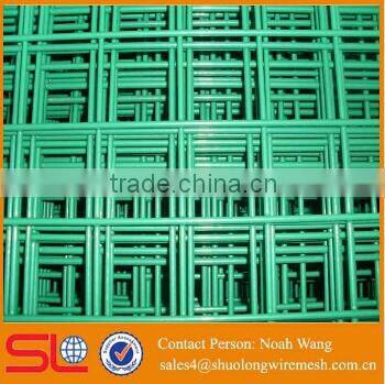 (Factory direct) high quality galvanized and green pvc coated 4x4 welded wire mesh fence
