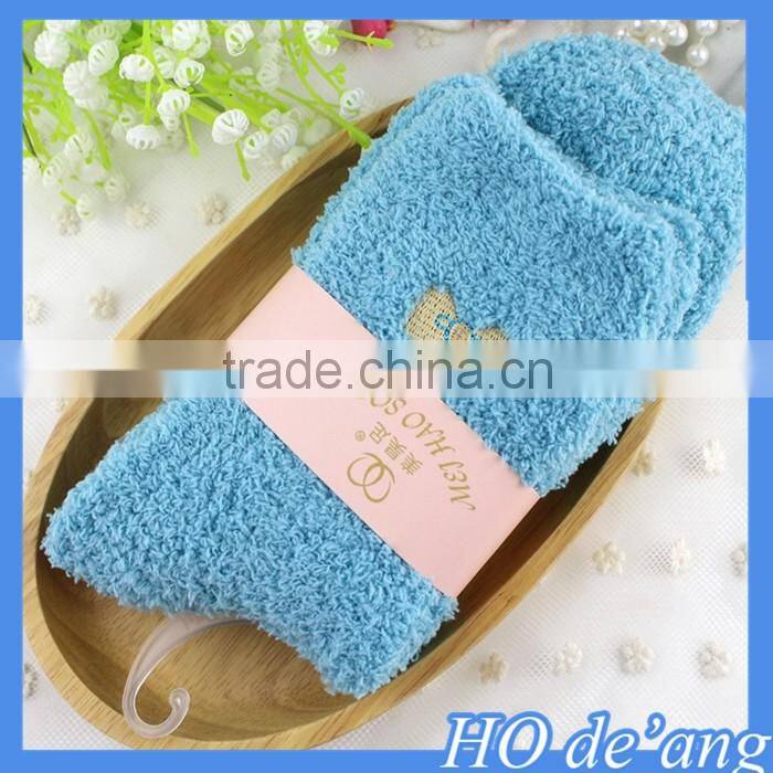 Factory direct thick warm socks embroidery women socks Imitate cashmere socks wholesale MHo-219