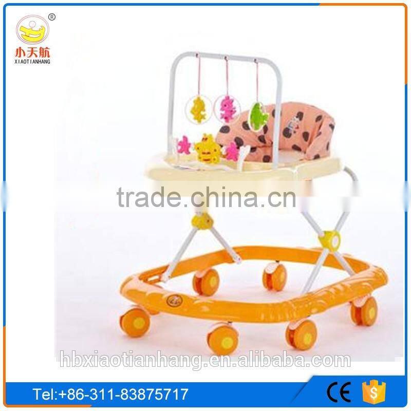 Simple rolling baby walker with toys and music/ Cheap round outdoor baby walker toys for kids