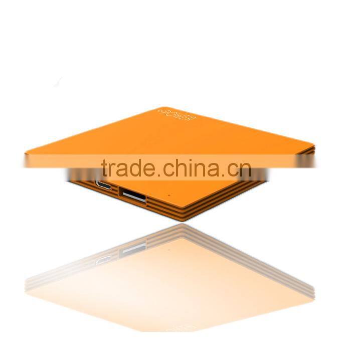 Hot selling manufacturer wholesale portable usb 2600mah super slim portable USB gift power bank