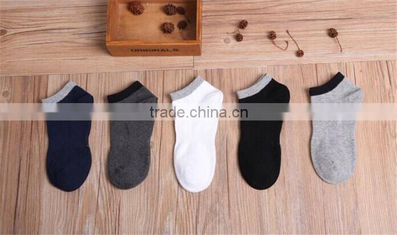 Custom Solid Color Mens Gift Box Short Ankle Socks,Black,white and grey color Mens Socks Wholesale