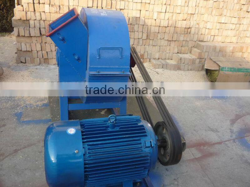 High quality wood chipping crusher diesel motor with cyclone