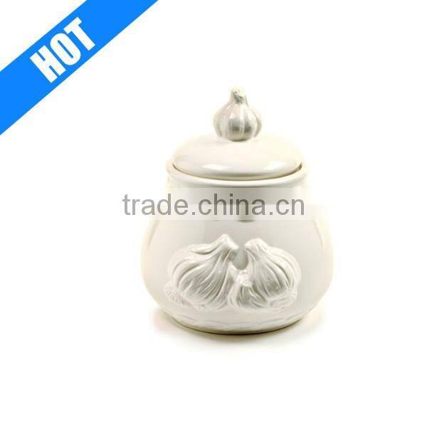 Hot Sale White Stoneware Garlic Keeper