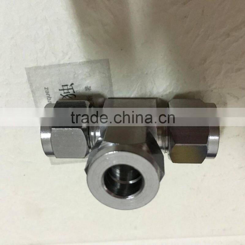 quick connect and compression fog nozzle fitting