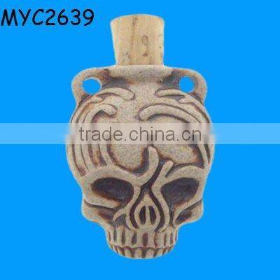 Skull designs ceramic bottles for spirits