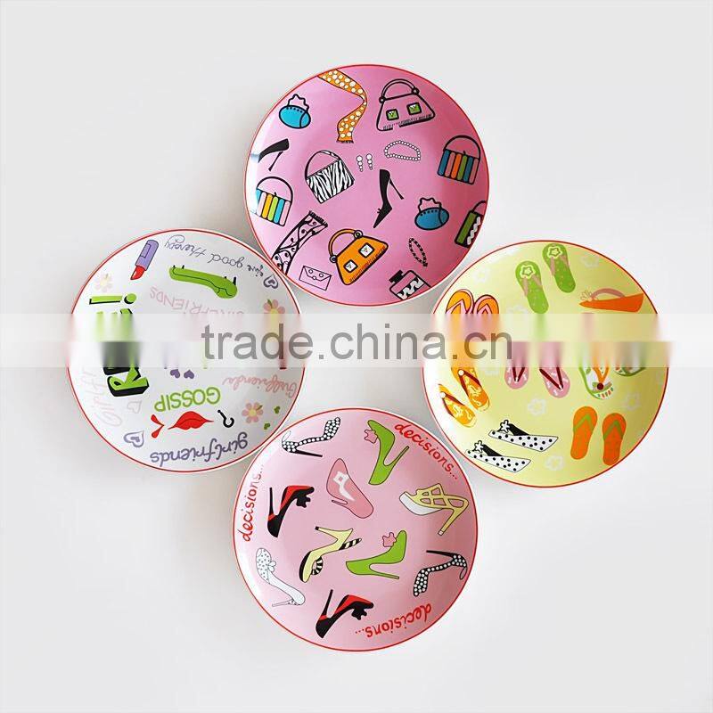 Round Shape Ceramic Plate with Pretty Decal Printing